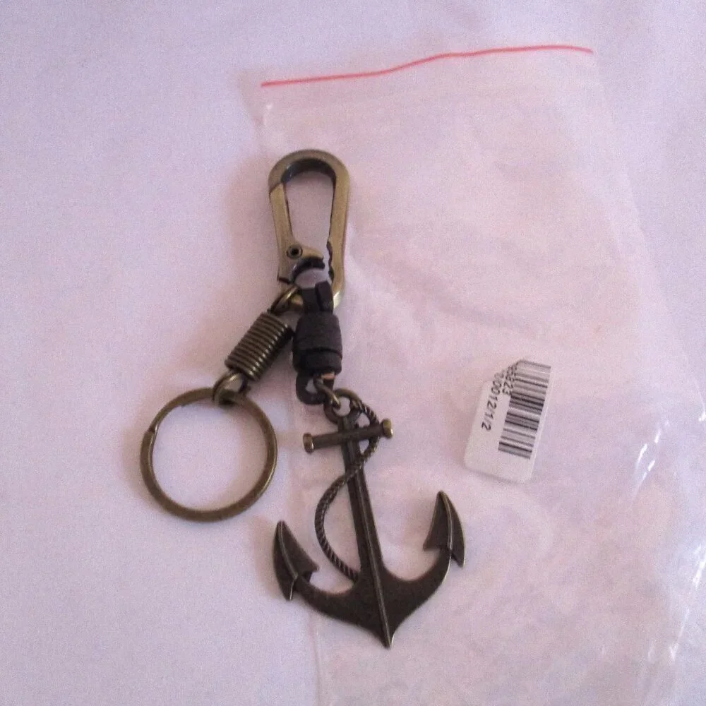 ANCHOR Keychain in Faux Leather and Goldtone Gift Box